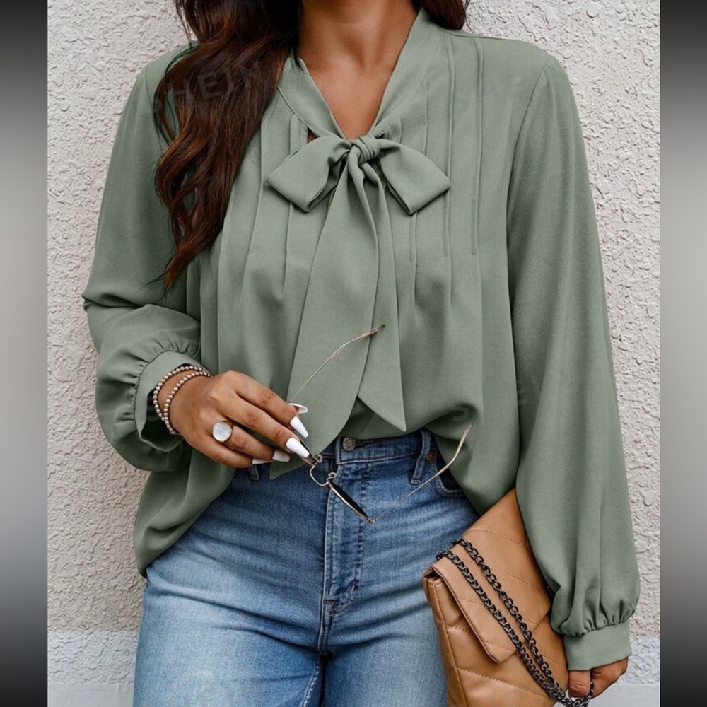 SHEIN Privé Plus Size Women's Tie Neckline Blouse Olive Green 4XL - Picture 3 of 6